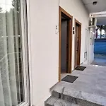 Oasis With Garage, Shkembi I Kavajes, 200 M From The 公寓