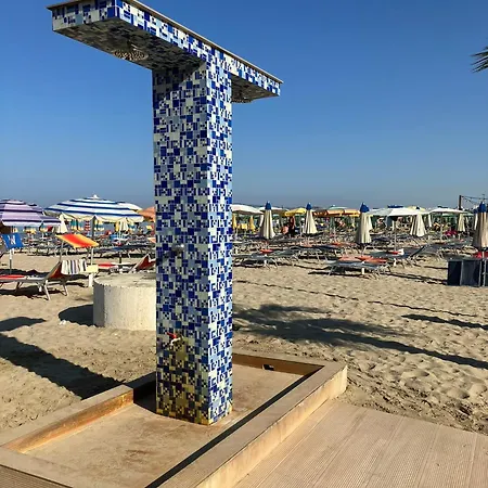 Appartement Oasis With Garage, Shkembi I Kavajes, 200 M From The *