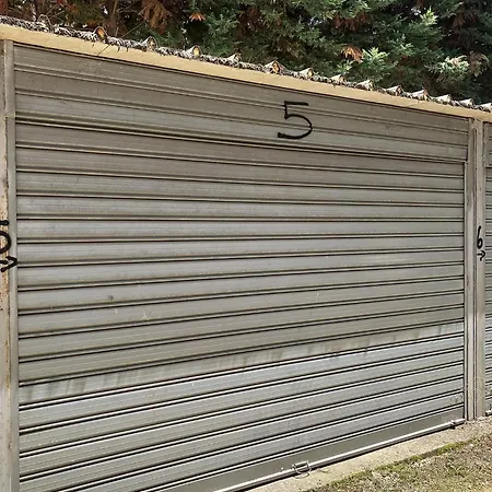 Oasis With Garage, Shkembi I Kavajes, 200 M From The Appartement *