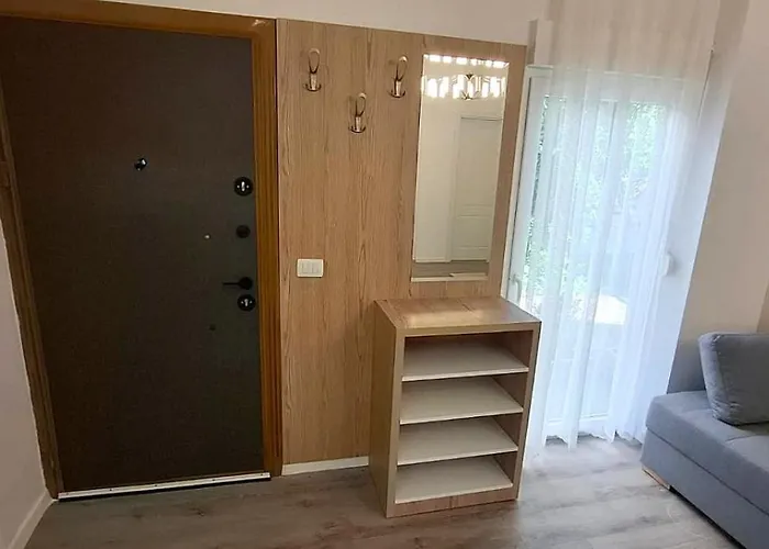 Oasis With Garage, Shkembi I Kavajes, 200 M From The Appartement *