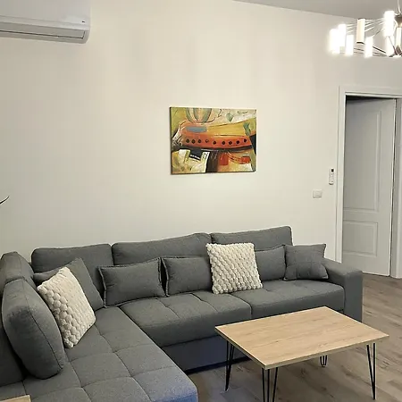 Oasis With Garage, Shkembi I Kavajes, 200 M From The
